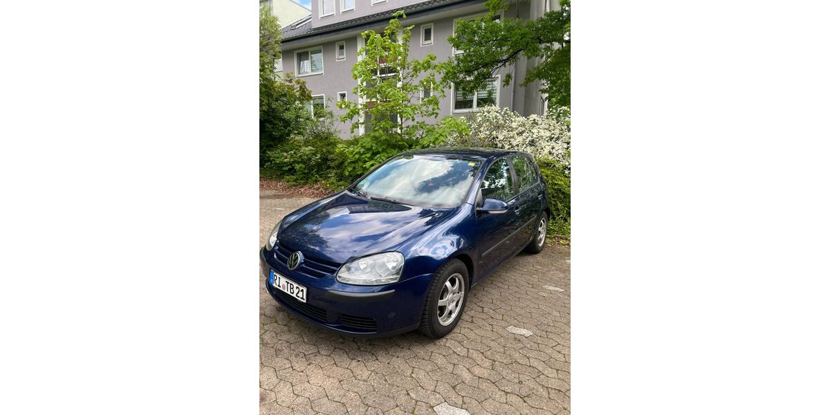 VW Golf 211.000 km 2.400 &euro; Bückeburg 31675