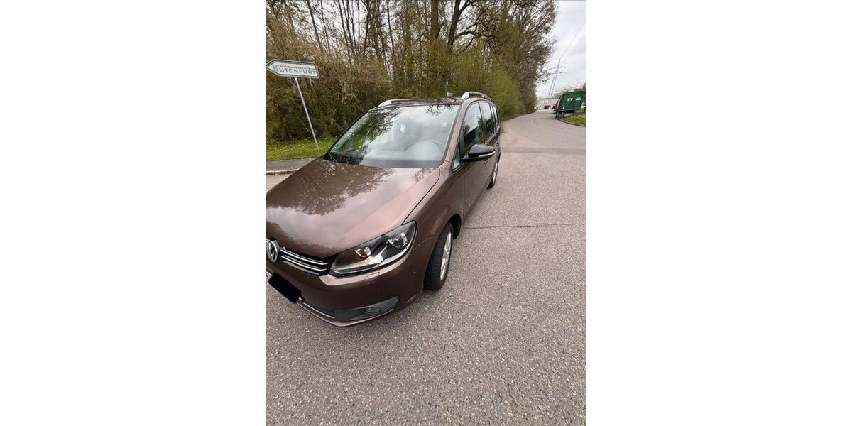 VW Touran 252.000 km 6.800 &euro; Meckenbeuren 88074