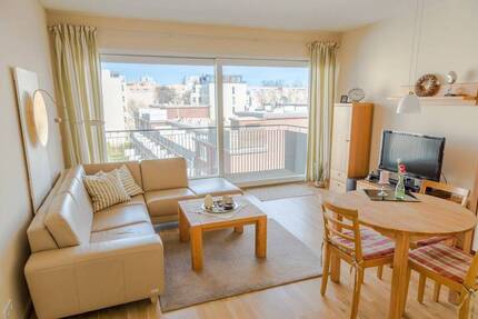 Möblierte Wohnung mit Weitblick - ideal für Pendler, 1km zum HBF