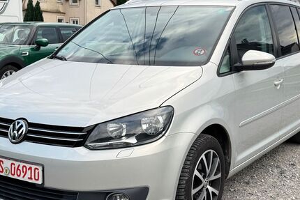 VW Touran 142.953 km 8.590 &euro; Haßmersheim 74855