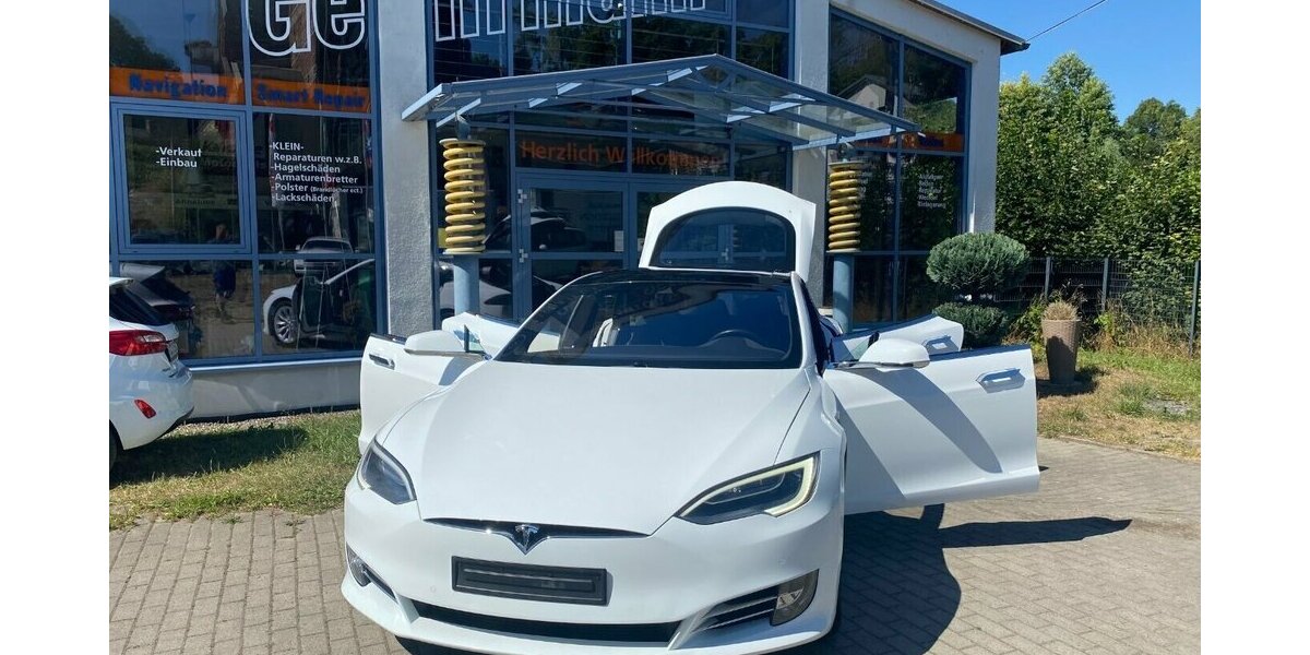 Tesla Model S 75 FreeSupercharger*CCS Adapter*Sitzh.*Aut 99.890 km 39.990 &euro; Rudolstadt 07407