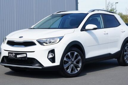 Kia Stonic 48.763 km 13.890 &euro; Harztor ( Nordhausen ) 99768