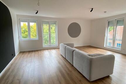 Wohnung Erkner - 2 Zimmer, 63 m&sup2;, 980&euro; | Angebot:25992862