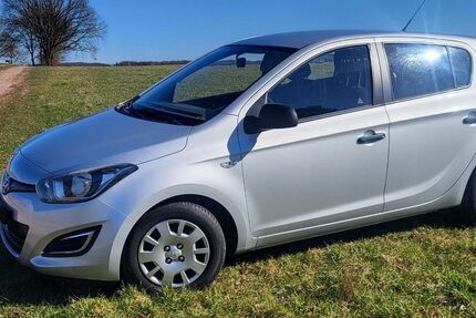 Hyundai i20 73.000 km 5.800 &euro; Belm 49191