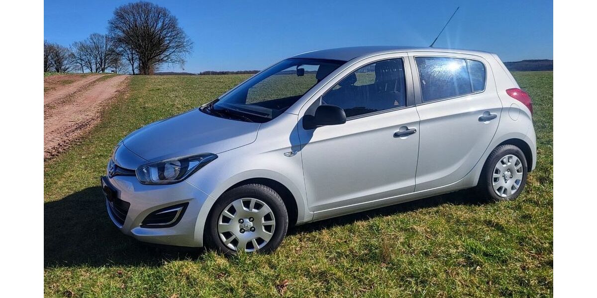 Hyundai i20 73.000 km 5.900 &euro; Belm 49191