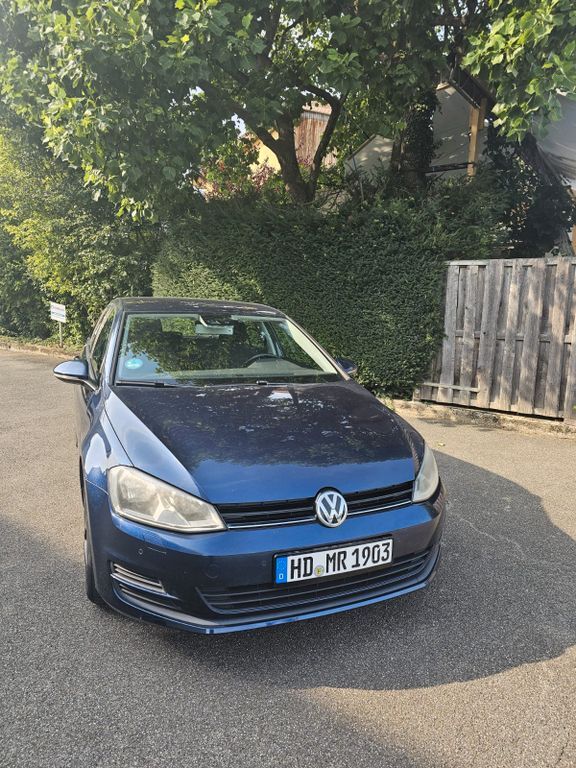 VW Golf 102.600 km 8.900 € Helmstadt-Bargen 74921