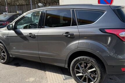 Ford Kuga 45.125 km 15.550 &euro; München 80634