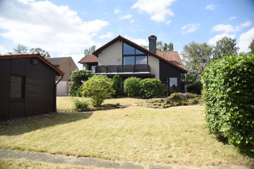 Haus zum Kaufen in Enger 475.000 € 246 m²