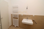 Seltenheit! 4 Zimmer, Küche, Bad, Balkon kurzfristig verfügbar
