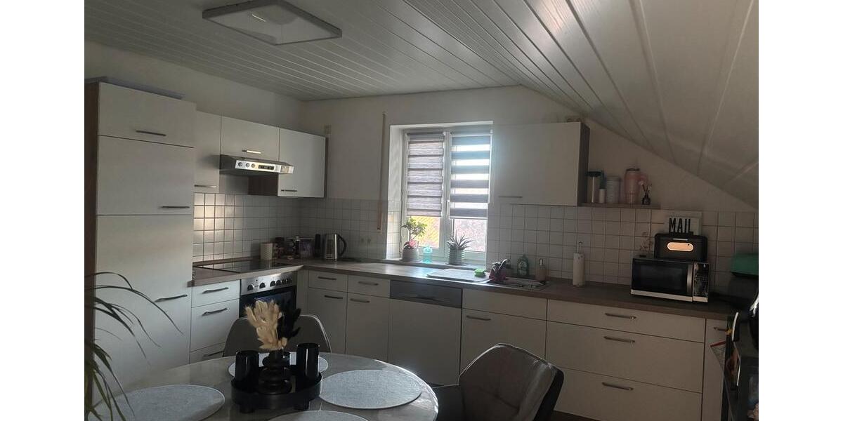 Dachgeschoßwohnung Eichendorf - 3 Zimmer, 83 m&sup2;, 810&euro; | Angebot:26409135