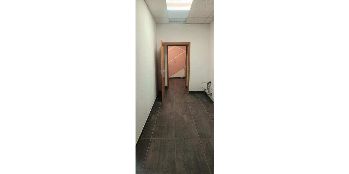 Laden Büro Geschäft Gewerberäume in Bingen-Dietersheim zimmer