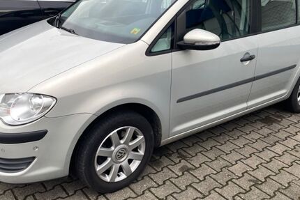 VW Touran 175.300 km 4.240 € Eppelheim 69214
