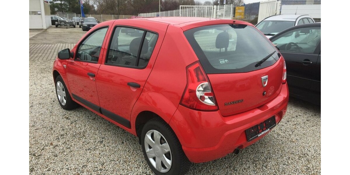 Dacia Sandero Ambiance,Tüv Neu.! 135.000 km 3.600 &euro; Himmelkron 95502