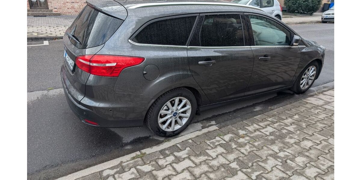 Ford Focus 196.000 km 7.000 &euro; Mönchengladbach 41236