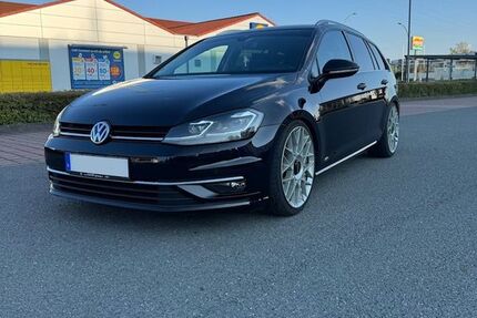 VW Golf 101.235 km 15.700 € Riesa 01587