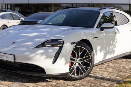 Porsche Taycan 20.200 km 72.990 € Nürnberg 90425