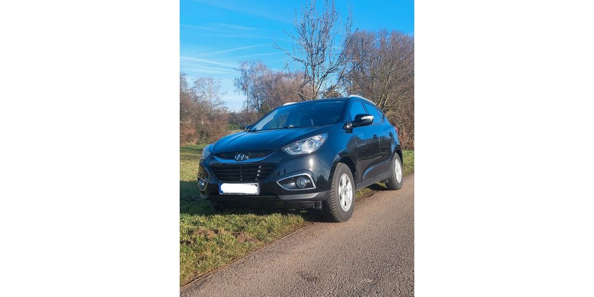 Hyundai ix35 152.000 km 6.950 &euro; Ladenburg 68526