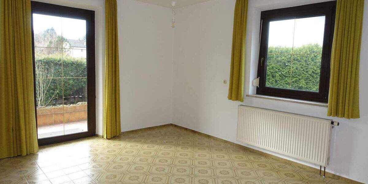 Solides Ein-Zweifamilienhaus an der Grenze zu Mühldorf - vielseitig nutzbar und stadtnah gelegen 6 zimmer