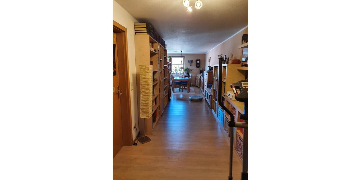 Etagenwohnung Meiningen - 3 Zimmer, 100 m&sup2;, 660&euro; | Angebot:26349772