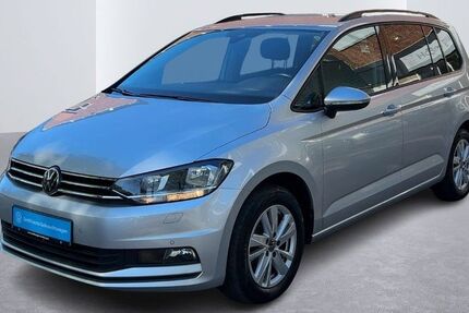 VW Touran 77.650 km 22.888 &euro; Hamburg 22303