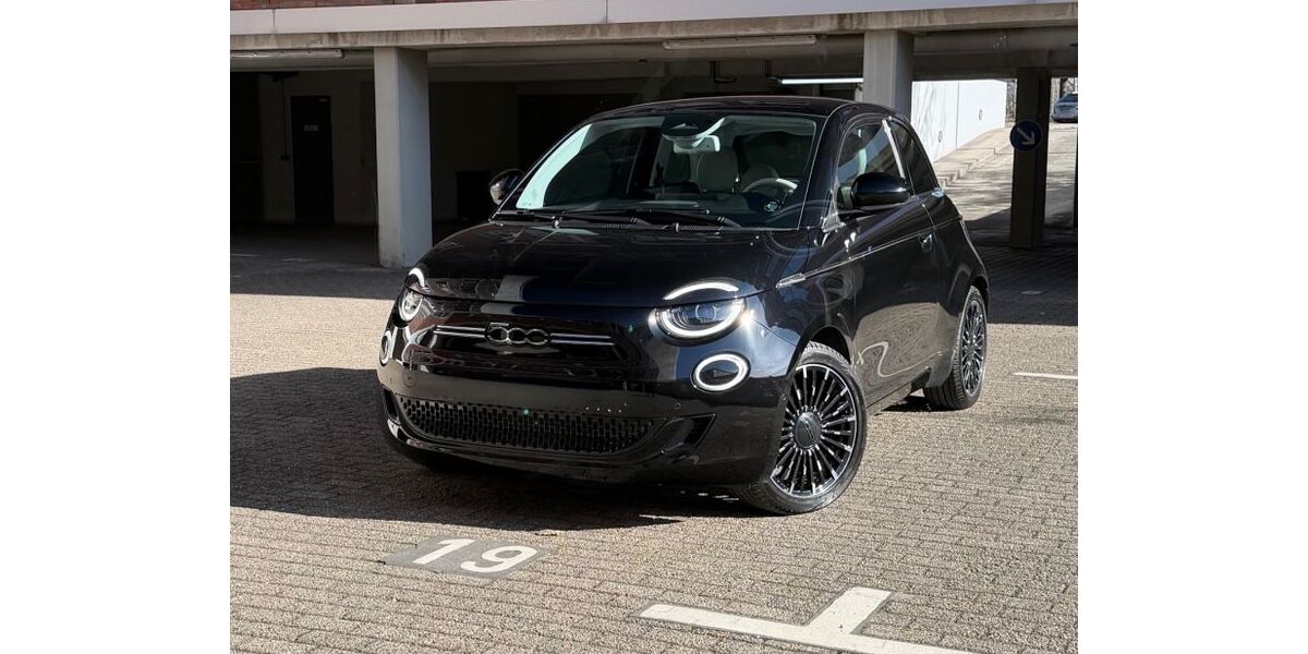 Fiat 500e 12.490 km 19.800 &euro; Berlin 13507