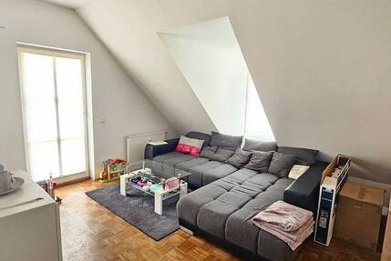 Einziehen und Leben - Wohlfühlen in der Amberger Altstadt - Attraktive 2 Zimmer Wohnung mit Balkon