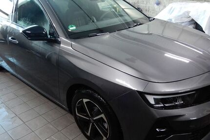 Opel Astra 8.566 km 11.290 &euro; Mönchweiler 78087