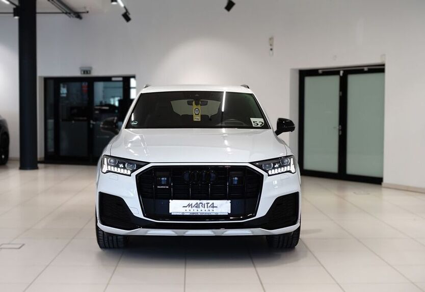 Q7