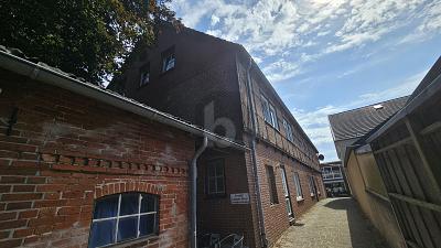 TOP GELEGENHEIT MIT FAKTOR 12 UND BAUFENSTER
