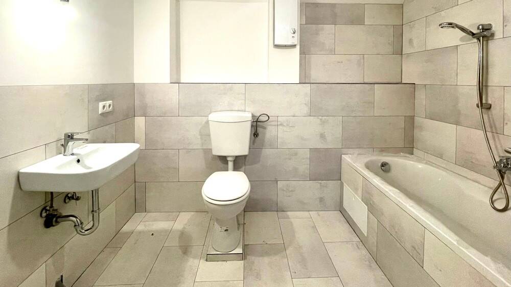 Mehrfamilienhaus, Wohnhaus Kirchhundem Welschen Ennest - 6 Zimmer, 181 m&sup2;, 255.000&euro; | Angebot:26435579