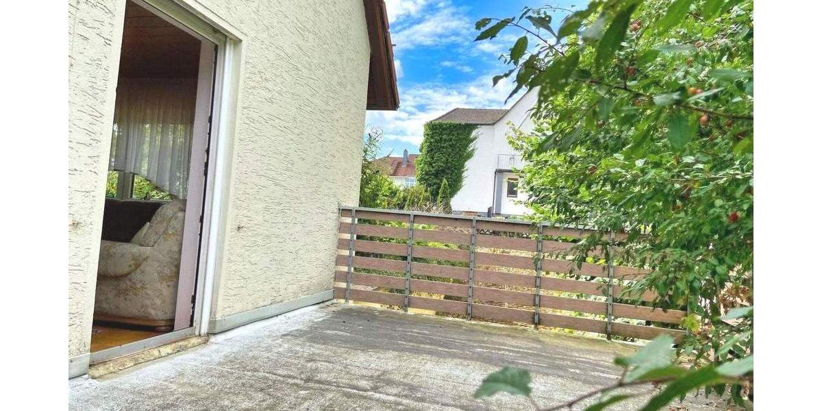 Mehrfamilienhaus, Wohnhaus Cadolzburg - 5 Zimmer, 110 m&sup2;, 385.000&euro; | Angebot:25676928