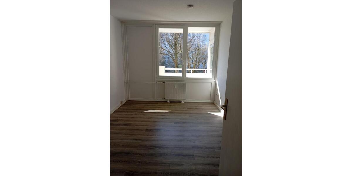 Etagenwohnung Melsdorf - 3 Zimmer, 80 m&sup2;, 749&euro; | Angebot:26350261