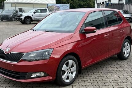 Skoda Fabia 64.200 km 12.990 € Witten 58456