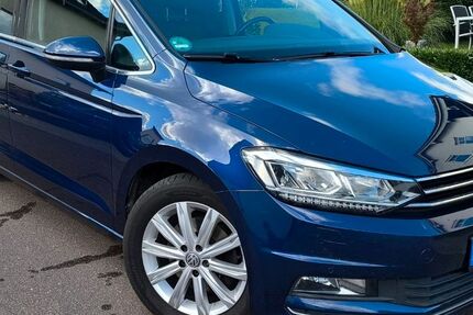 VW Touran 115.000 km 19.450 € Föhren 54343