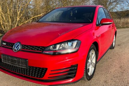 VW Golf 88.000 km 17.900 &euro; Grabfeld 98631