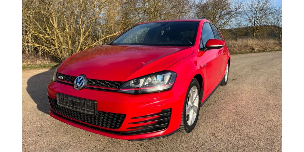 VW Golf 88.000 km 17.900 &euro; Grabfeld 98631