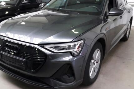 Audi e-tron 66.633 km 37.445 € Hagen 58091