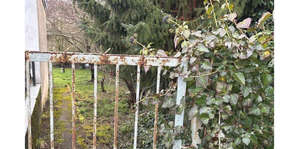 Einfamilienhaus Schwalbach Hülzweiler - 5 Zimmer, 123 m&sup2;, 129.000&euro; | Angebot:25667219