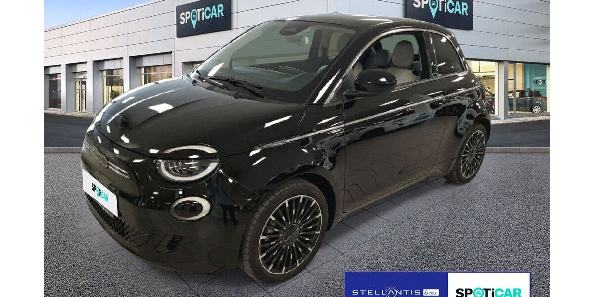Fiat 500e 14.393 km 22.680 &euro; Frankfurt 60314