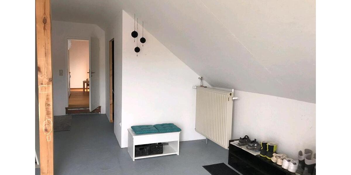 Etagenwohnung Bad Königshofen im Grabfeld - 4 Zimmer, 100 m&sup2;, 800&euro; | Angebot:26058115