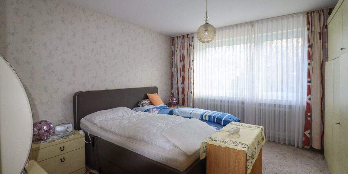 Reihenendhaus Leverkusen Quettingen - 5 Zimmer, 151 m&sup2;, 560.000&euro; | Angebot:25687010