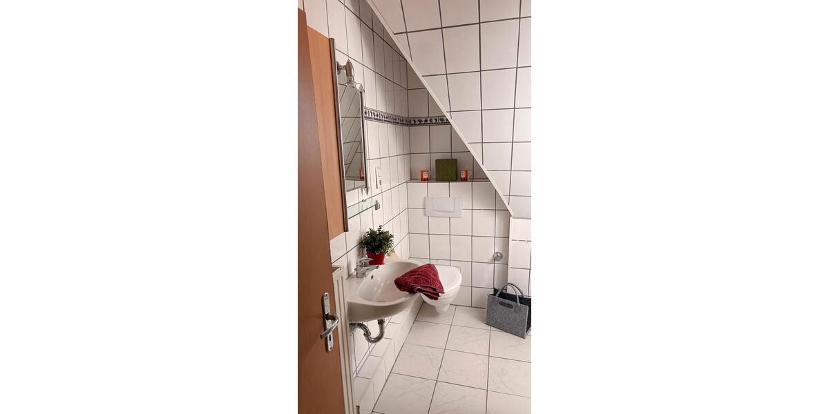 Dachgeschoßwohnung Witten Annen - 2 Zimmer, 64 m&sup2;, 679&euro; | Angebot:25430792