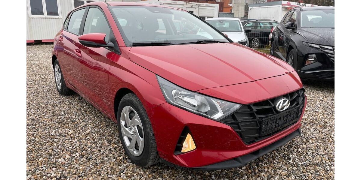 Hyundai i20 60.112 km 11.990 &euro; München 81829