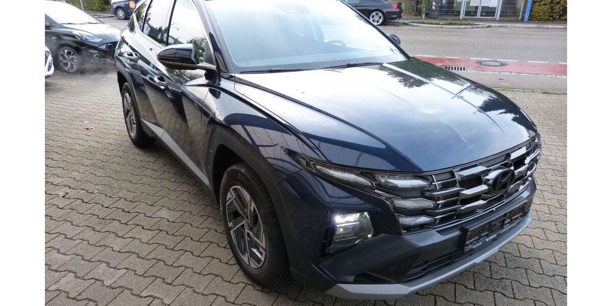Hyundai TUCSON 15.500 km 27.900 &euro; Stadtbergen 86391