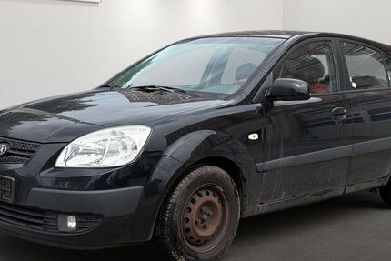 Kia Rio 168.055 km 2.699 &euro; Berlin 12681