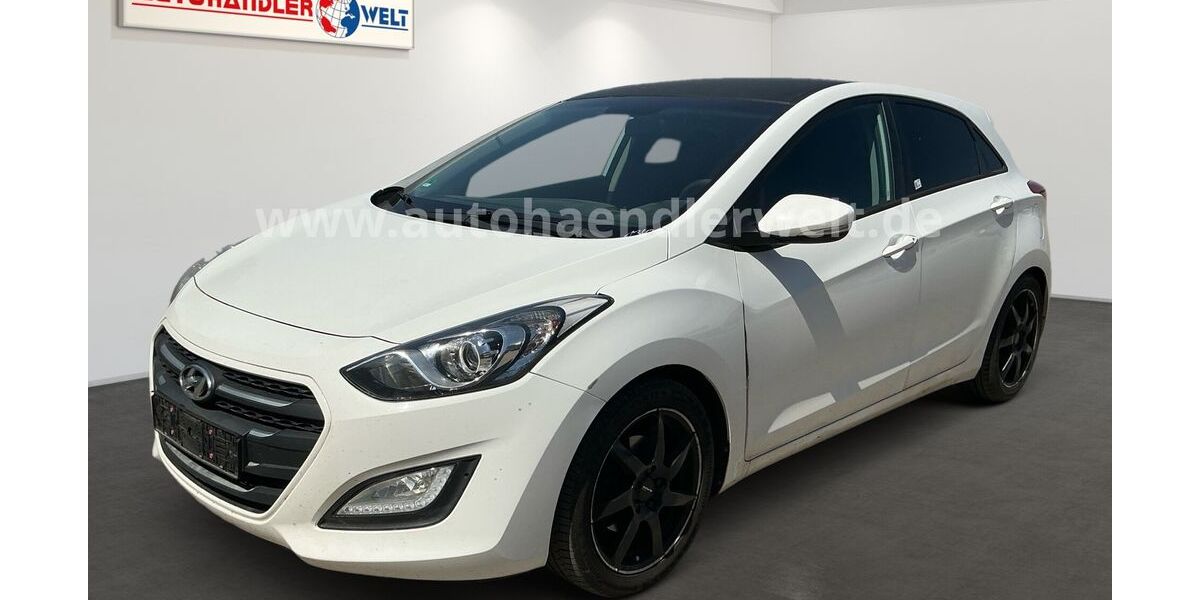 Hyundai i30 155.867 km 4.599 &euro; Brehna 06796