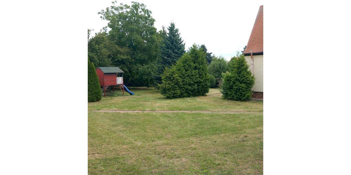 Saniertes Einfamilienhaus mit großem Grundstück zimmer