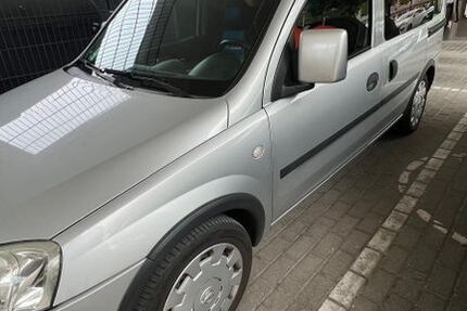 Opel Combo 239.829 km 2.000 &euro; Bochum 44787