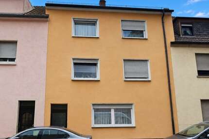 Haus Ludwigshafen am Rhein / Mundenheim Mundenheim - 9 Zimmer, 234 m&sup2;, 479.000&euro; | Angebot:26690377