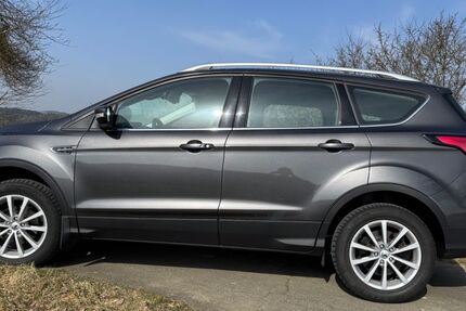 Ford Kuga 72.000 km 14.800 &euro; Pemfling 93482